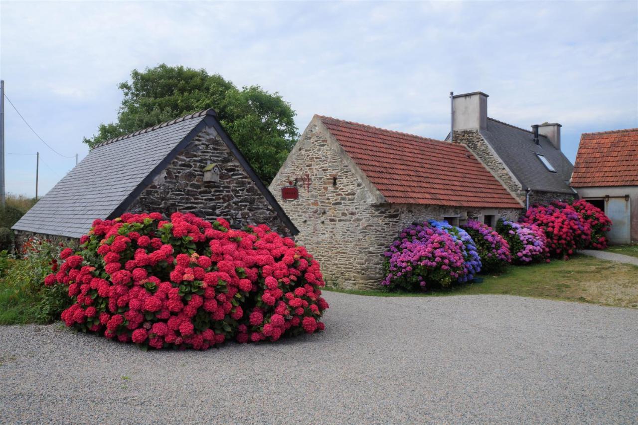 La Ferme De Lec'H Hameury Bed & Breakfast Plestin-les-Greves Exterior photo